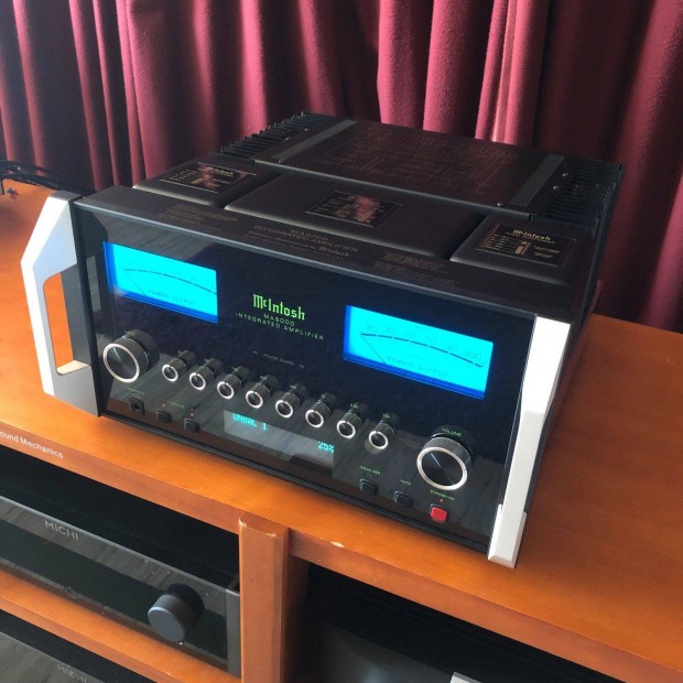 Mcintosh MA9000 cscskategris sztere integrlt erst