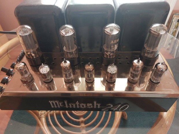 Mcintosh mc240