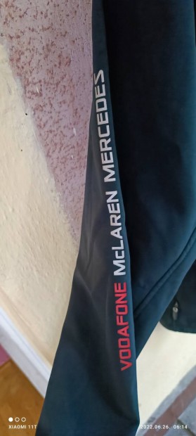 Mclaren Mercedes Softshell tmeneti illetve tli dzseki ritkasg.Xxl. 