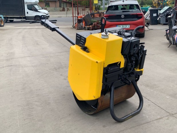 Mecalac MBR71 mini vibró henger
