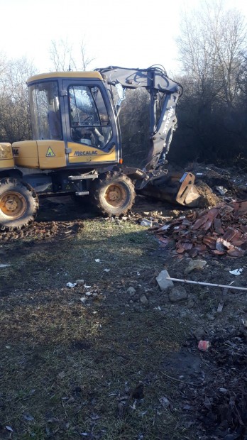 Mecalac msx 12 7eszkzel csere rdekel