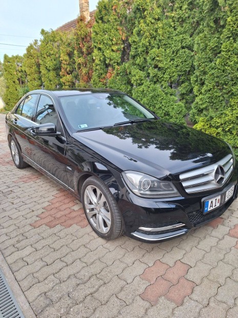 Mecedes C180