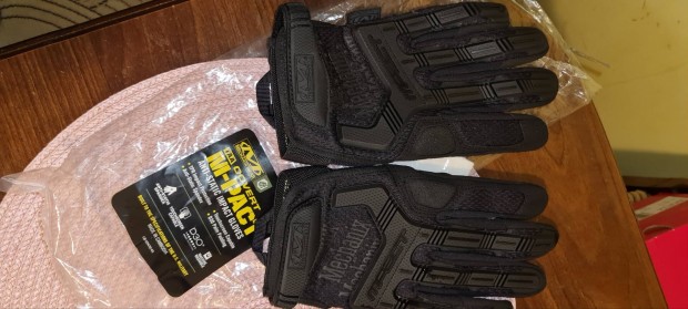 Mechanix taktikai keszty M-es j!