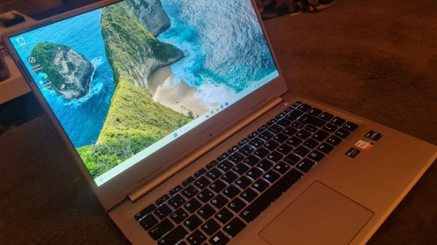 Medion 15.6 Full HD Laptop Intel Core i7 11GEN DDR4 RAM 256GB Notebook