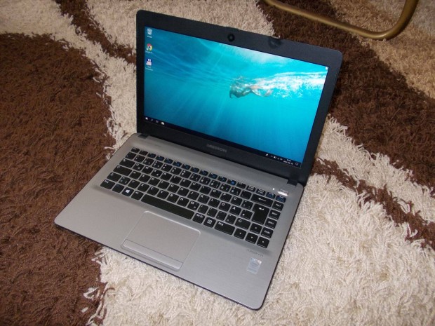 Medion Akoya E4214 4mag / 4GB DDR3 / 500GB HDD Laptop Notebook