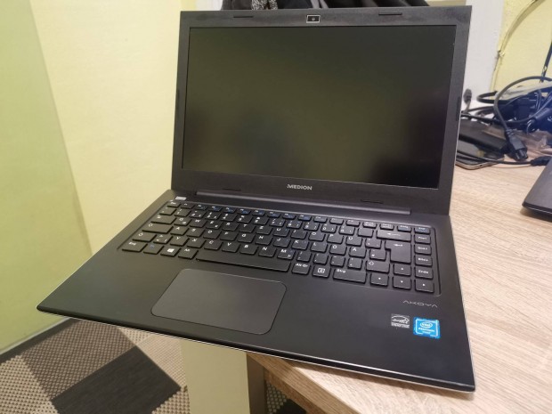 Medion Akoya s4220, slim laptop, Fullhd 14-es kijelzvel !!