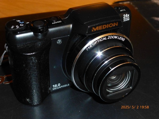 Medion Digitális Fényképezőgép 16Mpix 24Xoptikai zoom