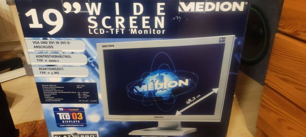 Medion LCD monitor szinte új, dobozában minden tartozékkal
