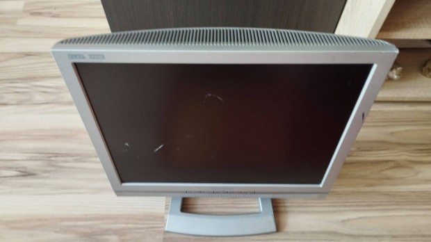 Medion MD 32117 PQ LCD monitor 17 collos