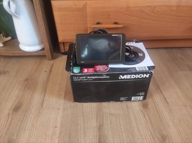 Medion gps elad 