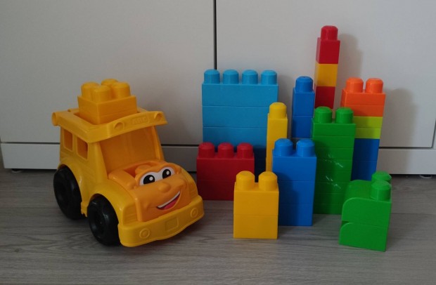 Mega Bloks pt kszlet, Iskolabusz