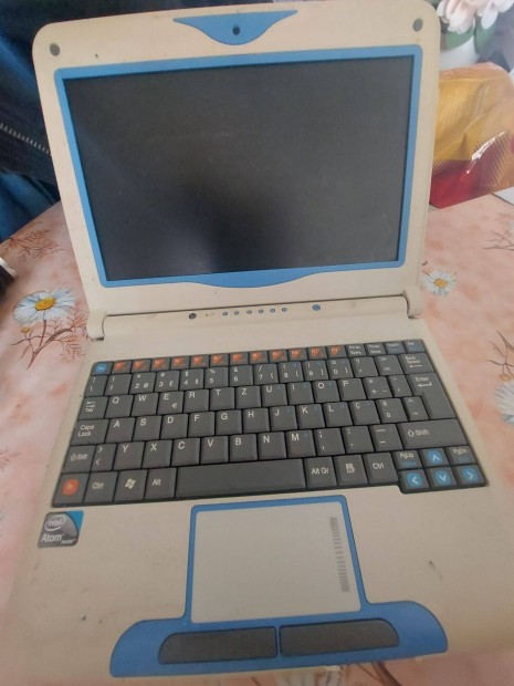 Megalhaes MG10T netbook