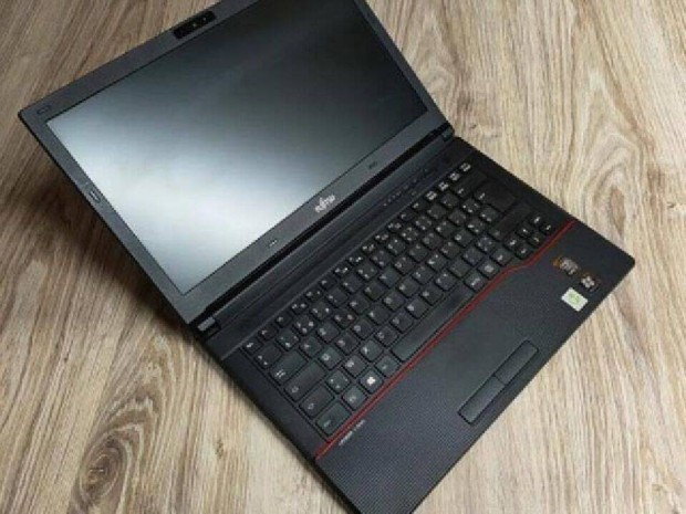 Megbzhat cgtl! Fujitsu Lifebook E544 - Dr-PC.hu