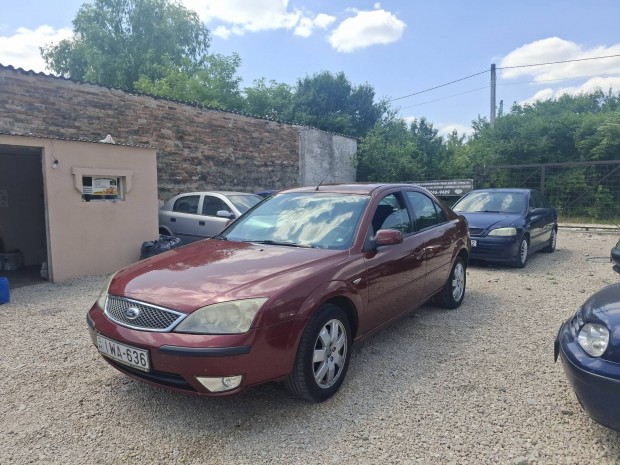 Megkímélt Ford Mondeo 1.8 benzin