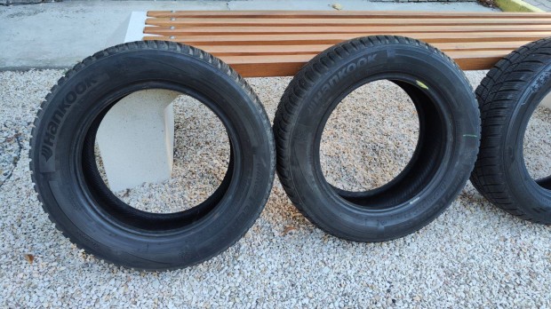 Megkímélt Hankook Winter i*cept RS2 185/60 R14 82T (2+2 db) Téligumi