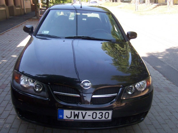 Megkmlt Nissan Almera