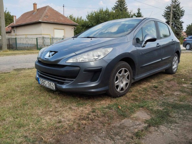 Megkmlt llapot Peugeot 308