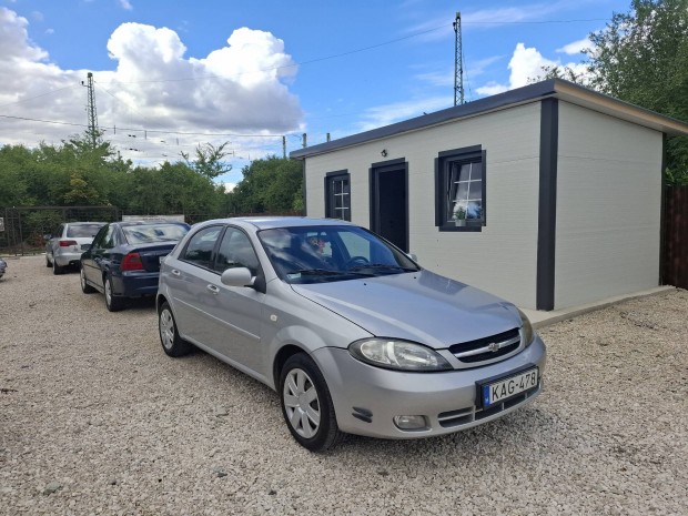 Megkmlt chevrolet lacetti 133000km!