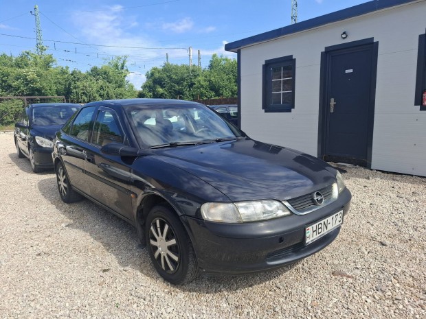Megkímélt opel vectra 169000km! friss Műszaki!