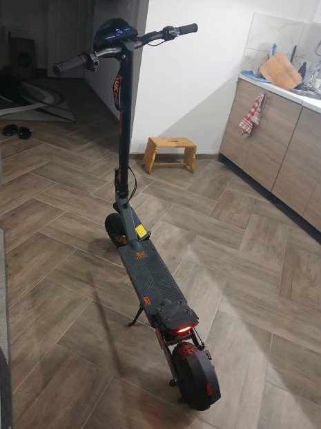 Megvigy�zott elektromos roller