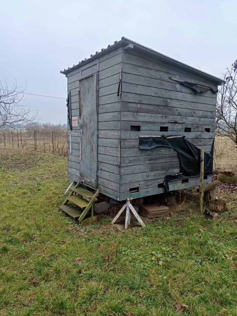 M�h�sz kont�ner �s M�h kapt�rak