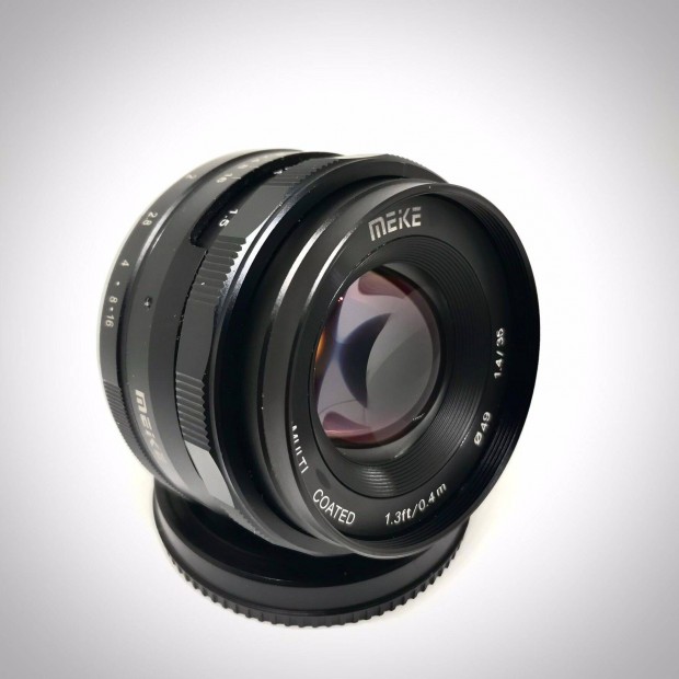Meike 35mm F1.4 APS-C objektv (Fuji X mount)