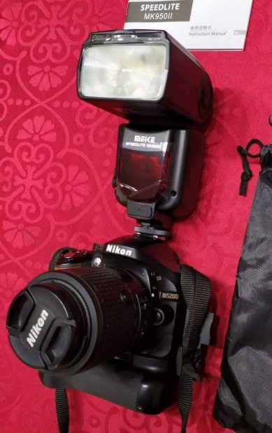 Meike MK-950II Nikon vázakra való TTL vakú
