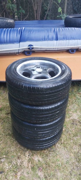 Melber 4x100 alufelni ET25 185/60 R13 6mm-es Falken gumikkalr