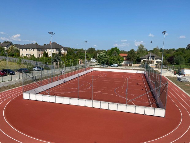 M�ly�p�t�sben j�rtas koll�ga kerestetik