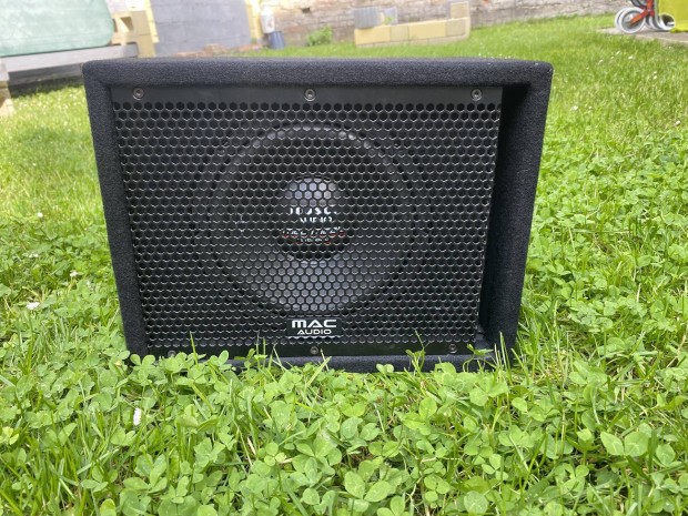 Mélyláda MAC audio Street Sub 108A