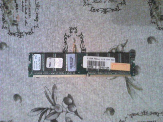 Memria DDR 512