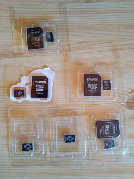 Memriakrtyk Microsd + Adapter-ek