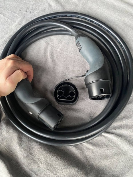 Mennekes Type2 - Type2 3x32A Tlt Kbel 5m-hossz