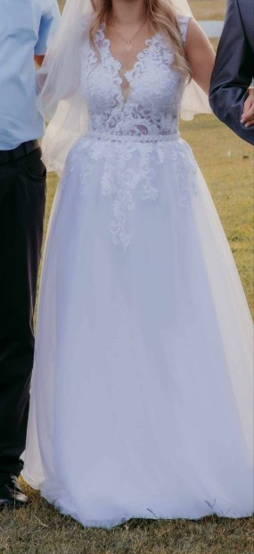Menyasszonyi / szallagavató ruha 