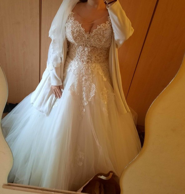 Menyasszonyi ruha 42-44