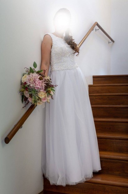 Menyasszonyi ruha gyngykkel gynyr 36-38 mret olcsn elad