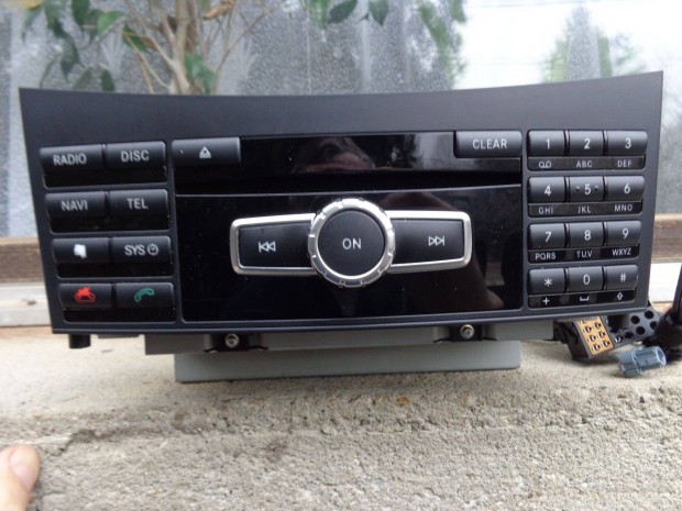 Merc edes w212 fejegys�g