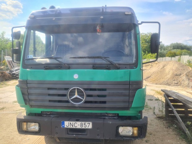 Mercdes Benz 1424 billencs