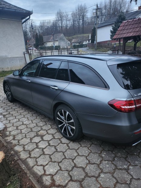 Mercede benz e30de