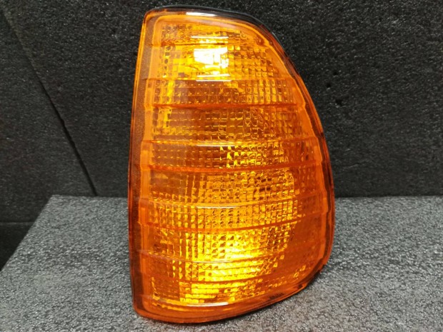 Mercedes 123 W123 villogó bal 1979 -> 1985 (s)