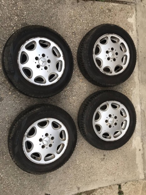 Mercedes 124 alufelni téli gumival 195/65 r15