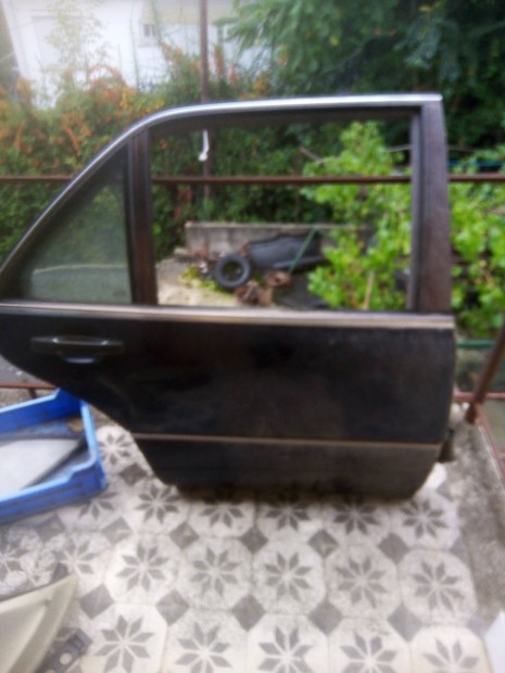 Mercedes 140 jobb hts ajt 