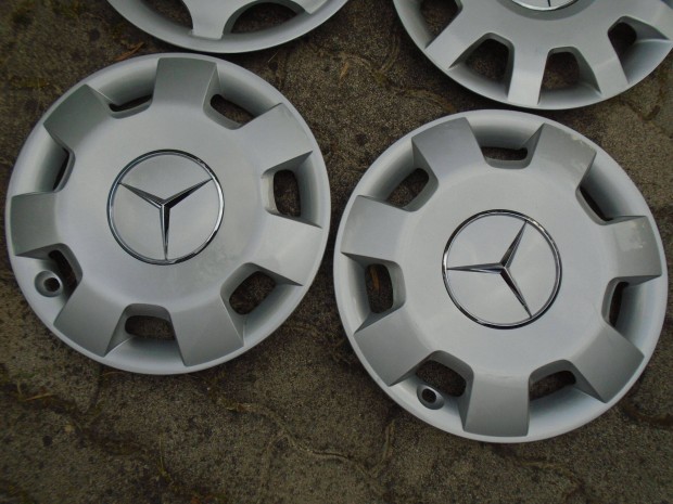 Mercedes 15" gyri dsztrcsa 2 db elad