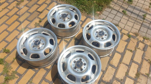 Mercedes 16 coll 16" ET 46 alufelni garnitra elad