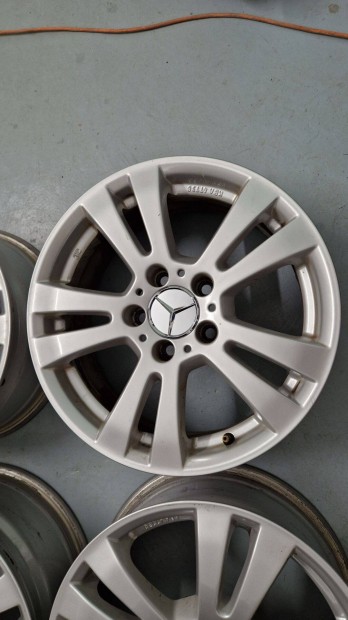 Mercedes 16-os alufelni elad Nyregyhzn!
