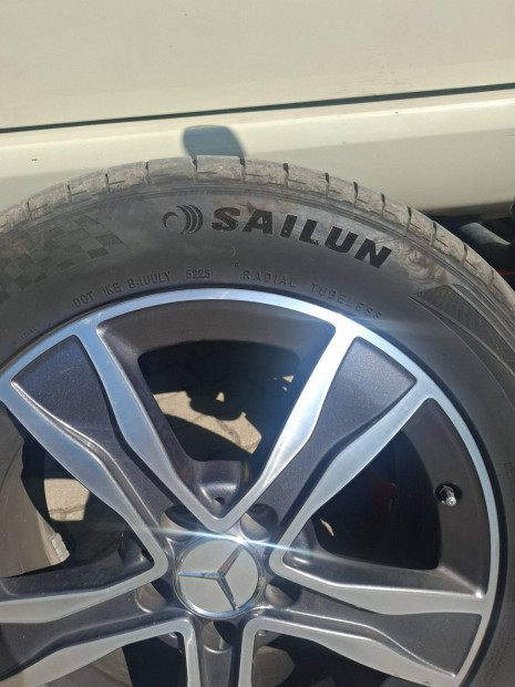 Mercedes 17" alufelni új gumikkal és TPS szenzorokkal eladó!