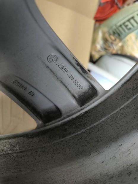 Mercedes 17 alufelni t�li gumival 