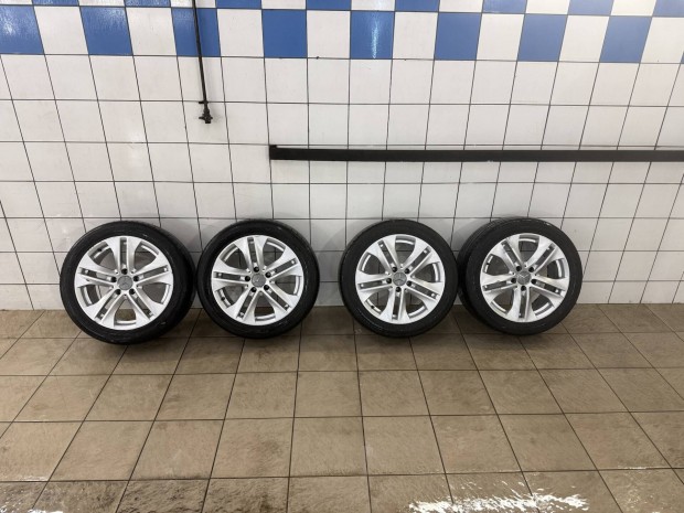 Mercedes 17es felnik 