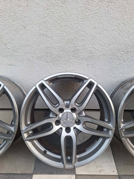 Mercedes 18 col gy�ri AMG felni A B C CLA GLA GLB ML R V Vito