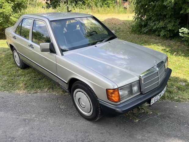 Mercedes 190E 2.0 W201 benzin